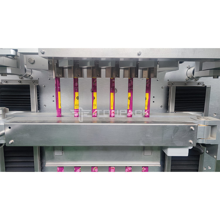O selo 3 lateral automatizou a máquina de embalagem de enchimento líquida da mostarda do saquinho da maionese do champô do sistema de empacotamento