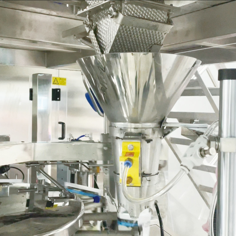 Tecnologia de pesagem dinâmica e pesagem de precisão combinação perfeita para máquina de embalagem de alimentos congelados