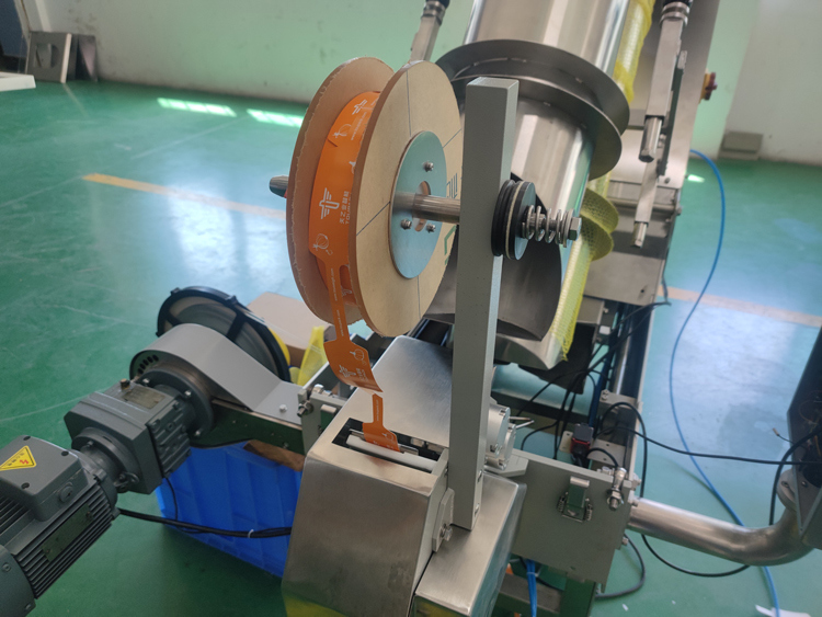 Máquina Automática de Embalagem em Rede com Faixa de Pesagem de 3g-5000g para Embalar Vegetais, Frutas, Gengibre, Batatas, Frutas Cítricas